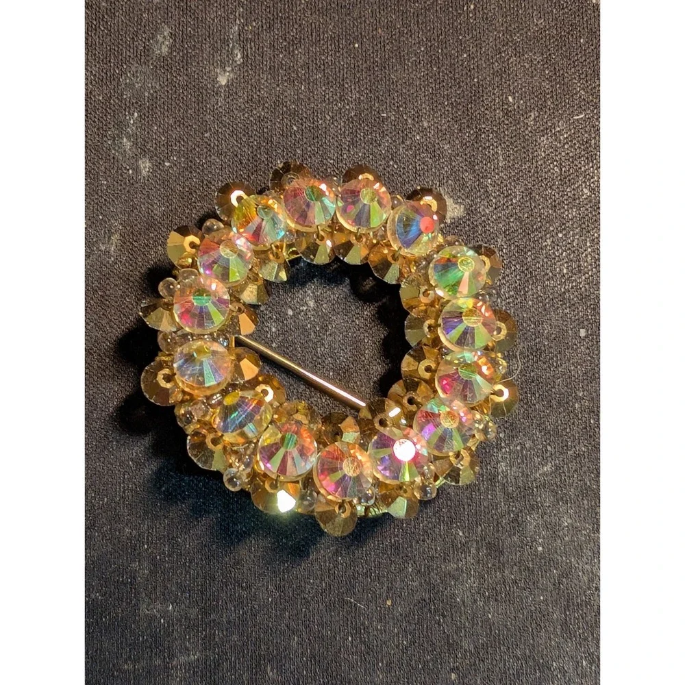 Vintage Hobe Wreath Brooch Aurora Borealis AB Crystal Gold Tone Circle Pin 1.25